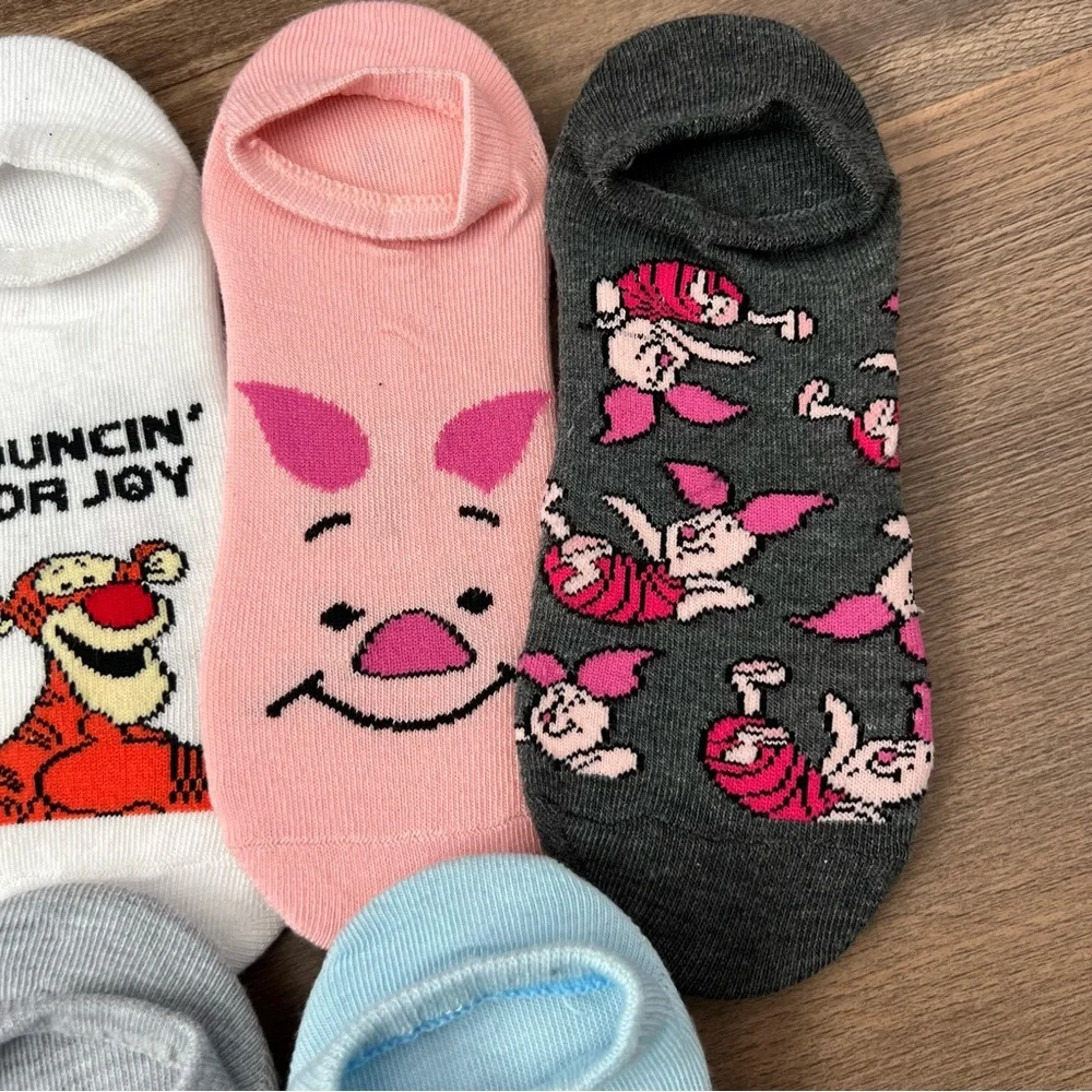 NWOT Disney Winnie the Pooh Womens' 6 Pack Low No Show Socks Size 4-10
